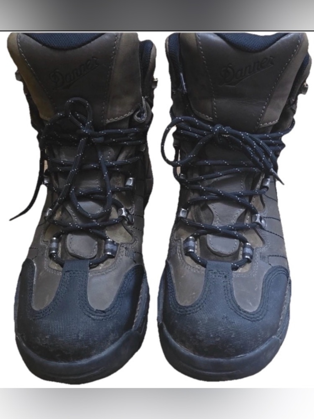 Danner Mt Defiance 5.5 Brown and Black Leather Waterproof Hiking Boot